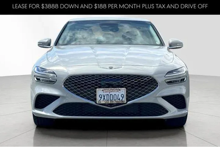 $39808 : Genesis G70 2026 2.5T Standa image 10