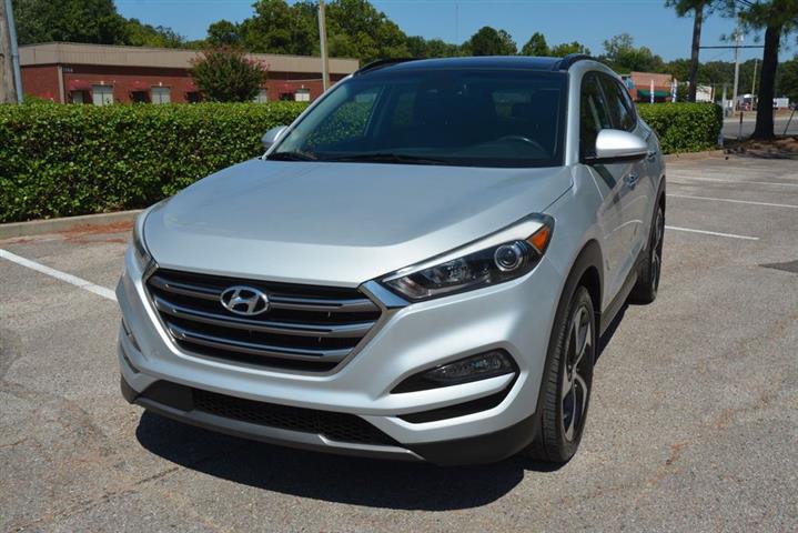 2016 TUCSON Limited image 2