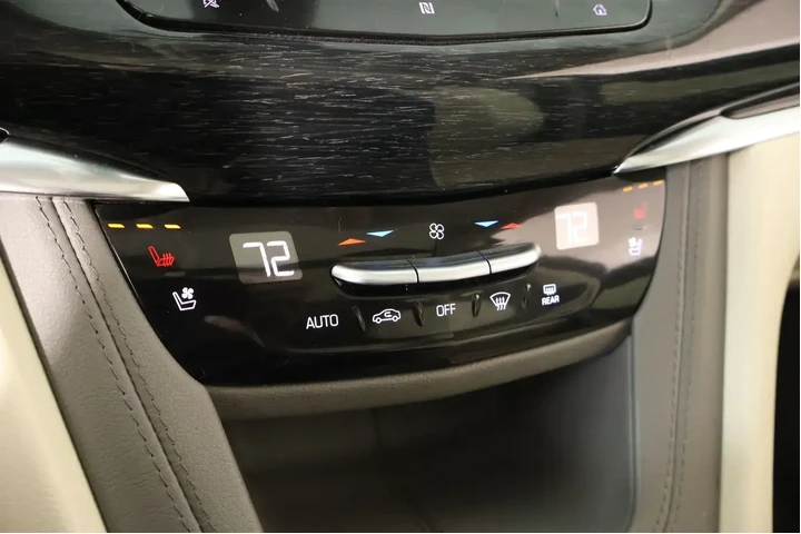 $30789 : Cadillac XT6 2021 Premium Lu image 8