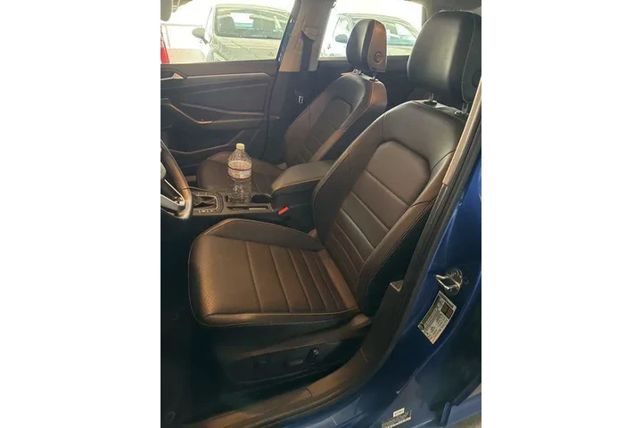 $19488 : Volkswagen Jetta 2024 SE 4dr image 5