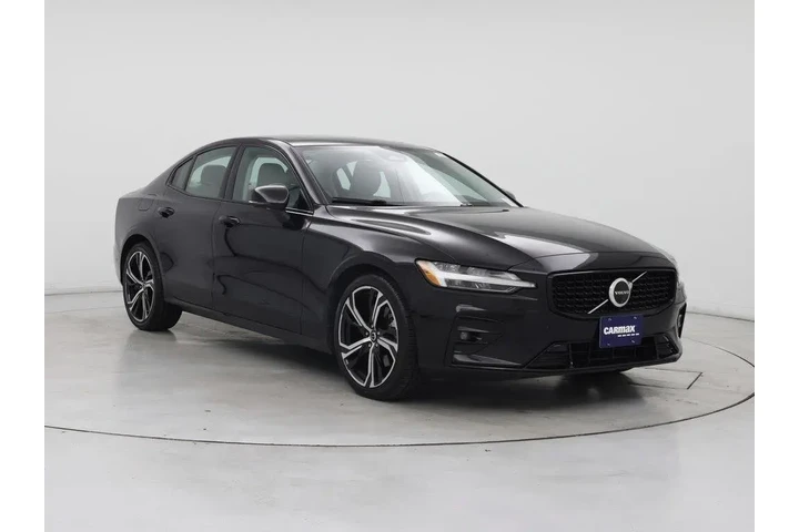 $23998 : Volvo S60 2024 B5 Plus Dark image 1