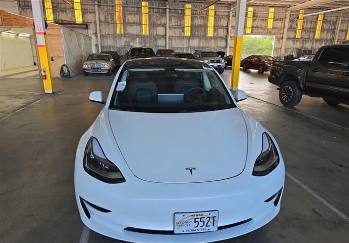 2021 Model 3 image 2