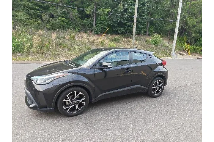 $23790 : Toyota C-HR 2022 XLE 4dr Cro image 6