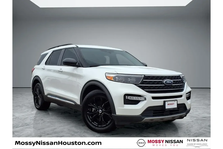 $23895 : Ford Explorer 2022 XLT 4dr S image 1