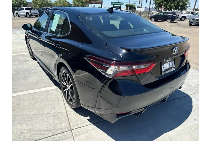 $25999 : 2023 Camry SE image 4