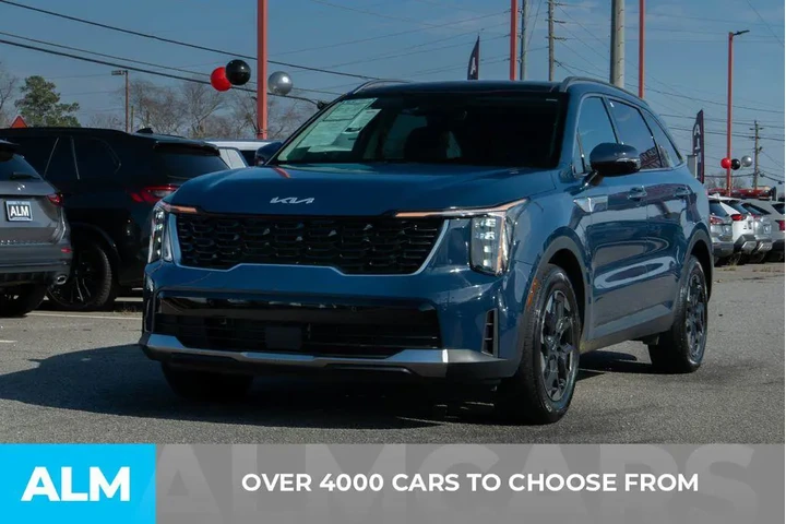 $26920 : Kia Sorento 2024 S 4dr SUV image 2