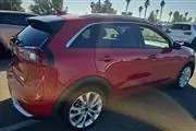 $20708 : Pre-Owned 2019 Niro Plug-In H thumbnail