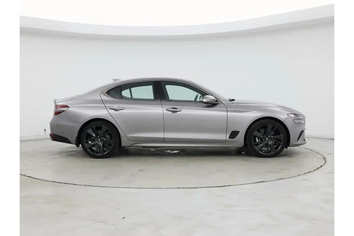 $33998 : Genesis G70 2023 AWD 2.0T 4d image 7