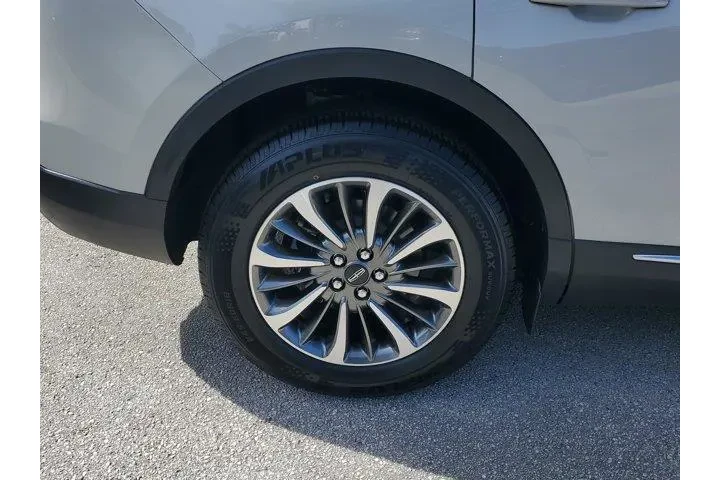 $28490 : Lincoln Nautilus 2023 Standa image 6