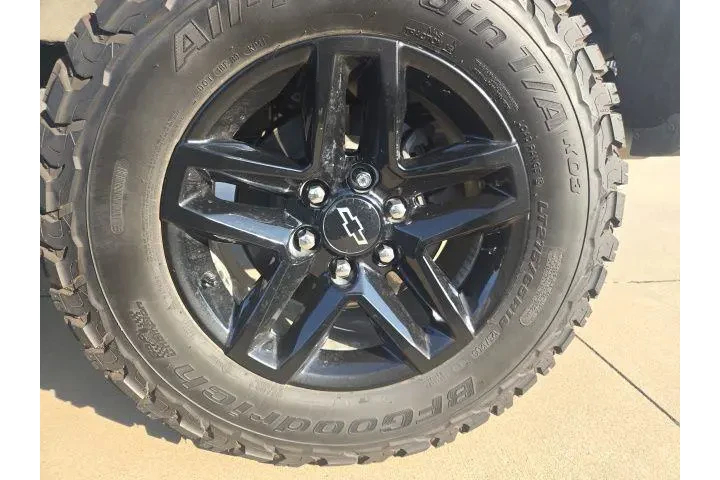 Chevrolet Silverado 1500 Lim image 6