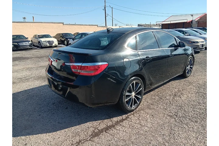 $4000 : 2017 Verano SPORT TOURING image 4