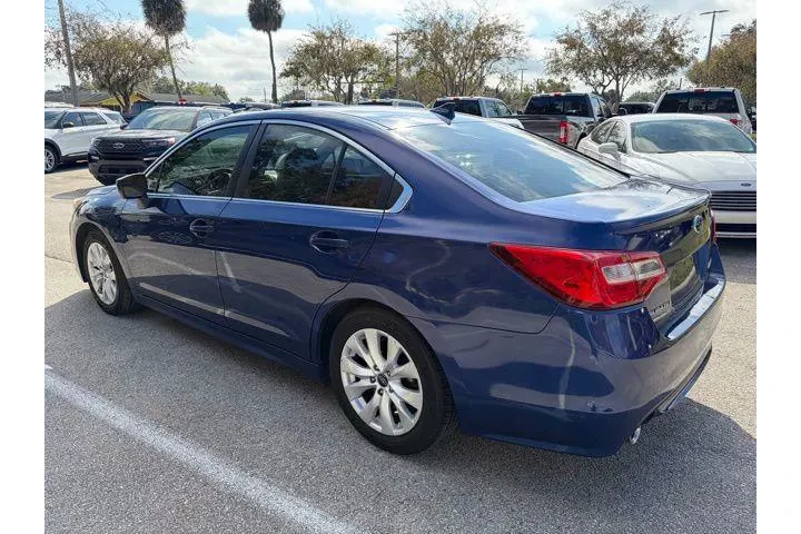 $7625 : Subaru Legacy 2016 AWD 2.5i image 5