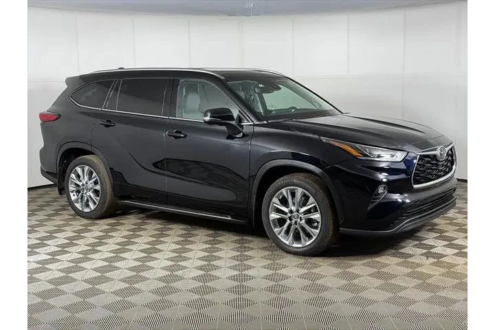$33999 : Toyota Highlander 2023 AWD L image 2