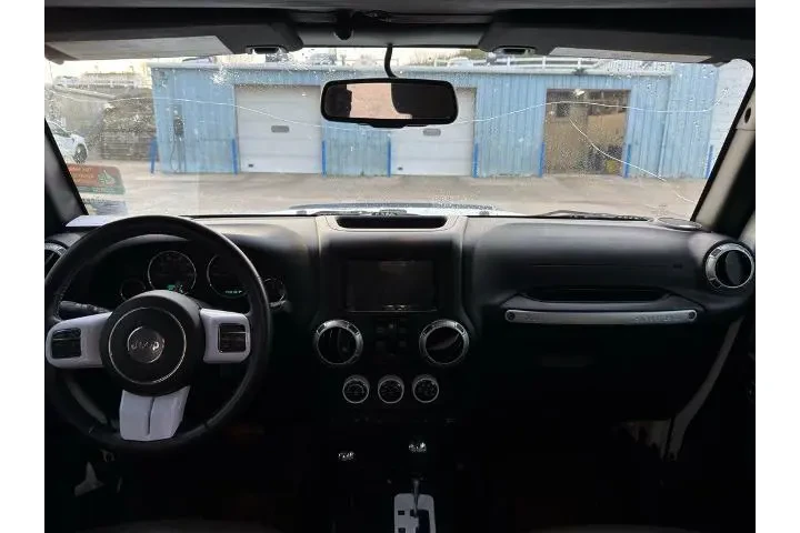 $15495 : Jeep Wrangler Unlimited 2016 image 9