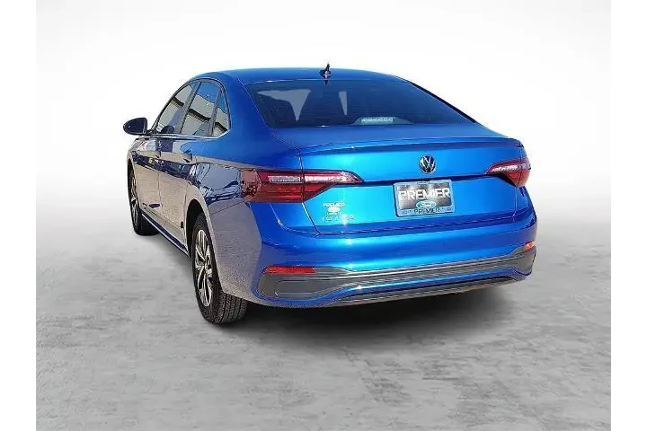 $15599 : Volkswagen Jetta 2023 S 4dr image 8