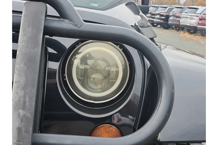 $12500 : Jeep Wrangler 2013 4x4 Sahar image 9