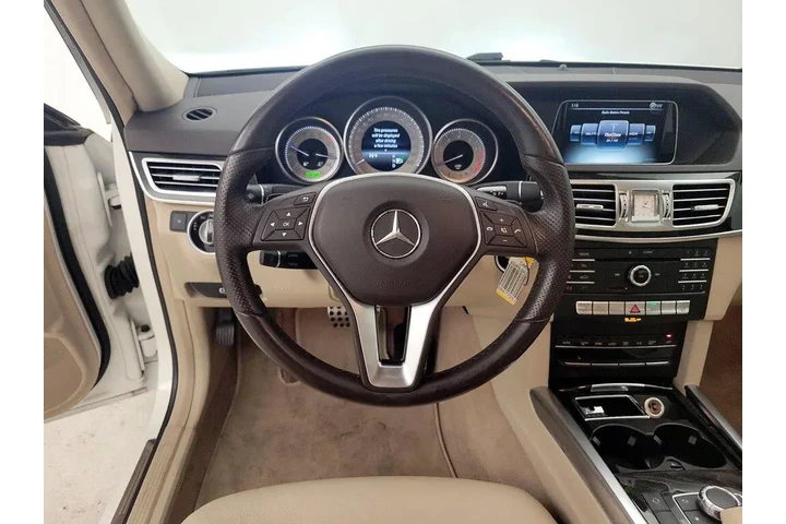 $24998 : Mercedes-Benz E-Class 2016 A image 10