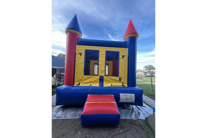 $1 : Renta de Sillas y mesas image 8