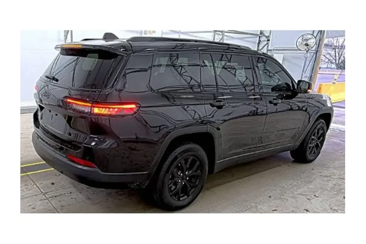 $29993 : Jeep Grand Cherokee L 2024 4 image 4