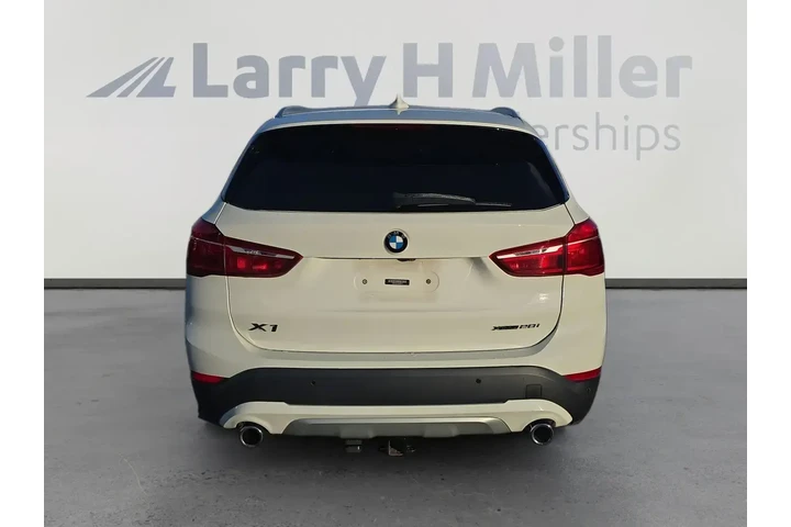 $18924 : BMW X1 2020 AWD xDrive28i 4d image 4