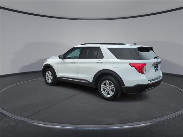 $30500 : 2023 Explorer XLT image 10