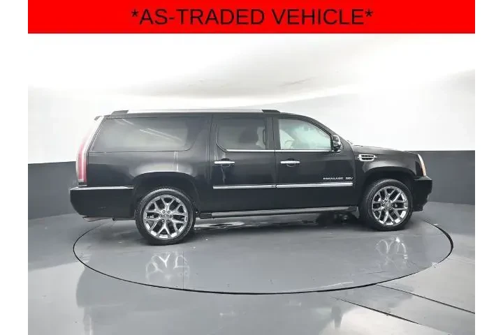 $12680 : Cadillac Escalade ESV 2011 P image 6