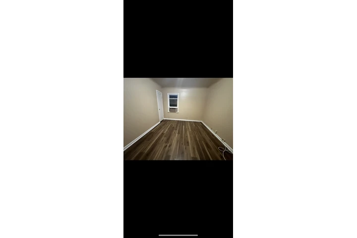 $900 : Tengo recamara image 1