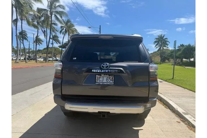 $32829 : Toyota 4Runner 2017 4x4 TRD image 8
