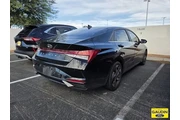 $20995 : Hyundai ELANTRA 2023 Limited thumbnail