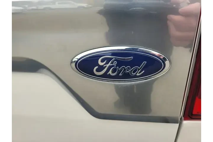 $32201 : Ford F-150 2018 4x4 Platinum image 7