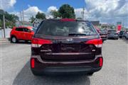 $7990 : 2015 Sorento thumbnail