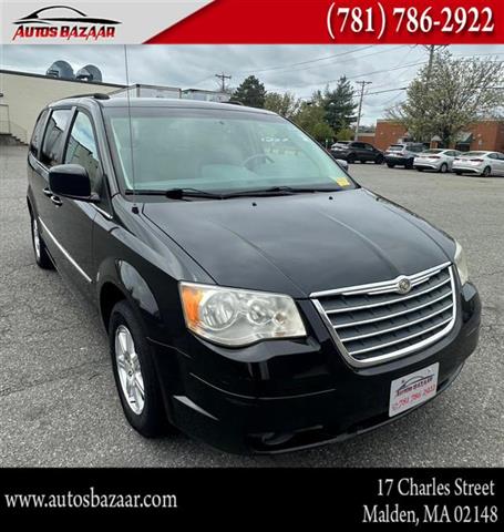 $3900 : Used 2009 Town & Country 4dr image 7