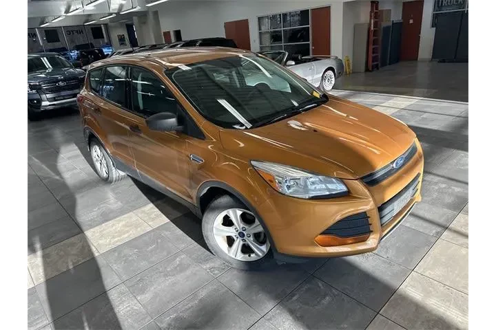 $8000 : Ford Escape 2016 S 4dr SUV image 7