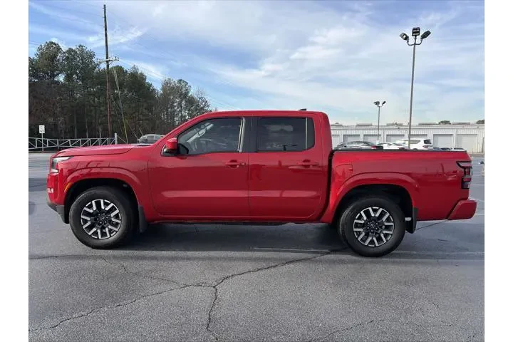 $31754 : Nissan Frontier 2024 4x2 SL image 2