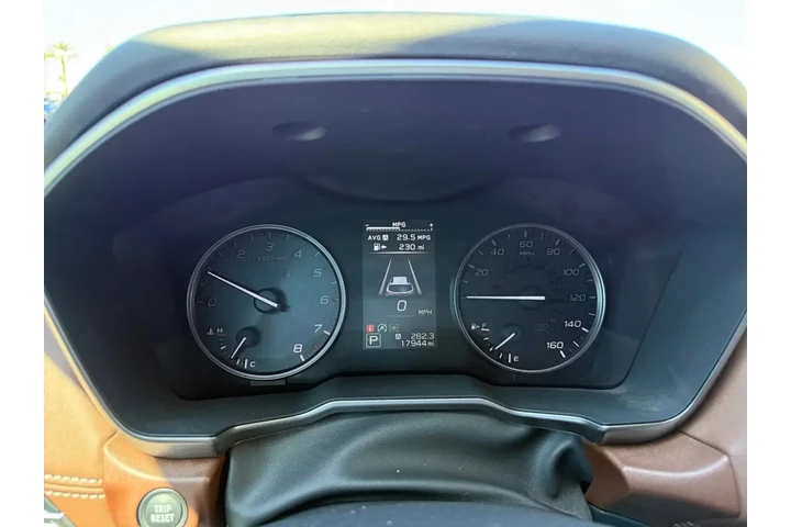 Subaru Outback 2023 AWD Tour image 10