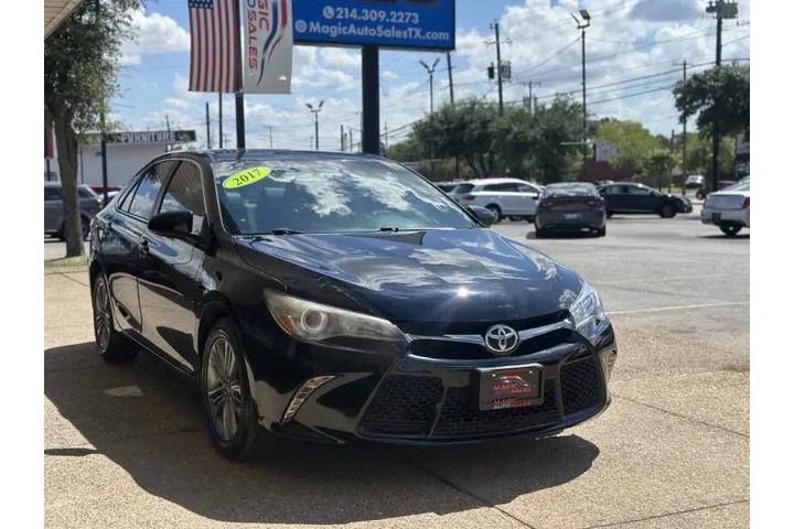 $17999 : 2017 Camry SE image 4