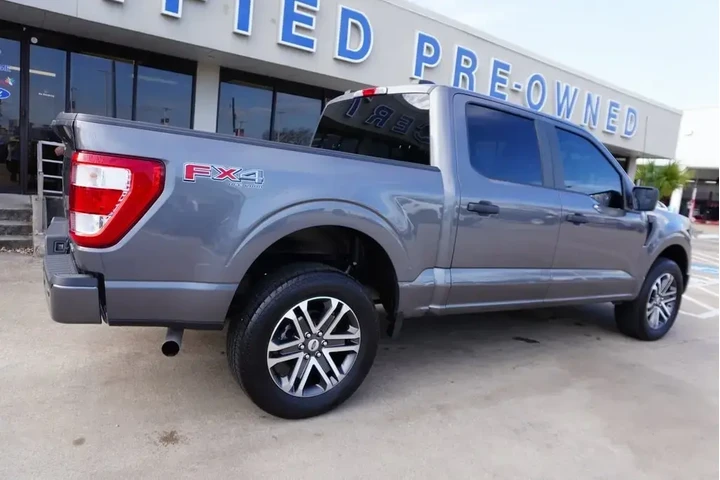 $39988 : Ford F-150 2023 4x4 XL 4dr S image 6