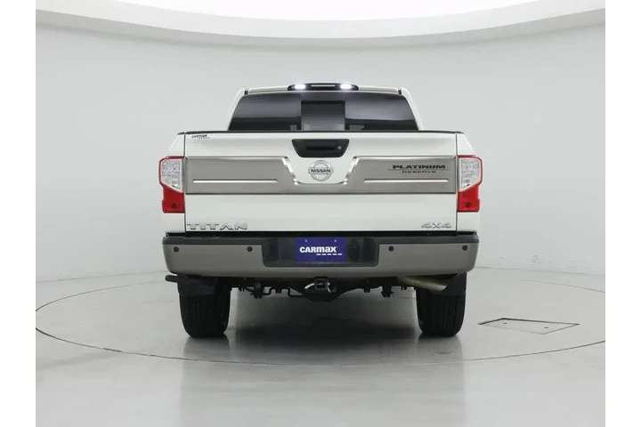 $28998 : Nissan Titan 2017 4x4 Platin image 6