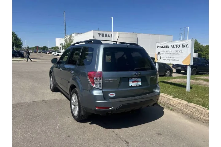 $8990 : 2013 Forester 2.5X Premium image 4