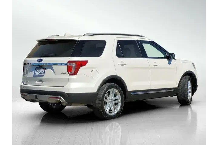 $12650 : Ford Explorer 2017 AWD XLT 4 image 4