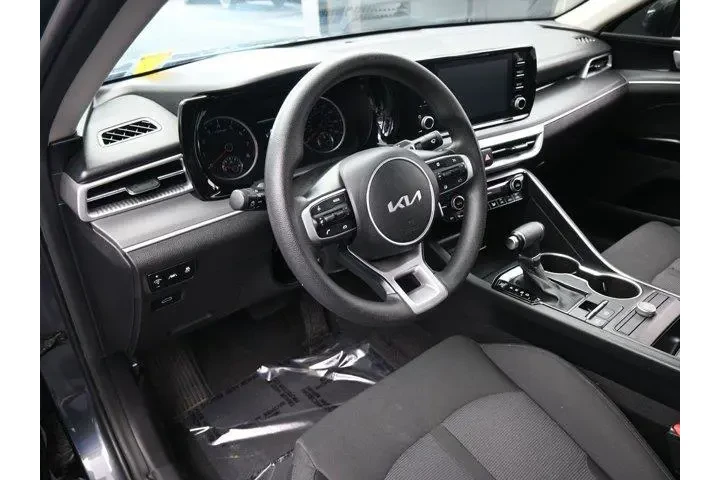 $13991 : Kia K5 2023 LXS 4dr Sedan image 10
