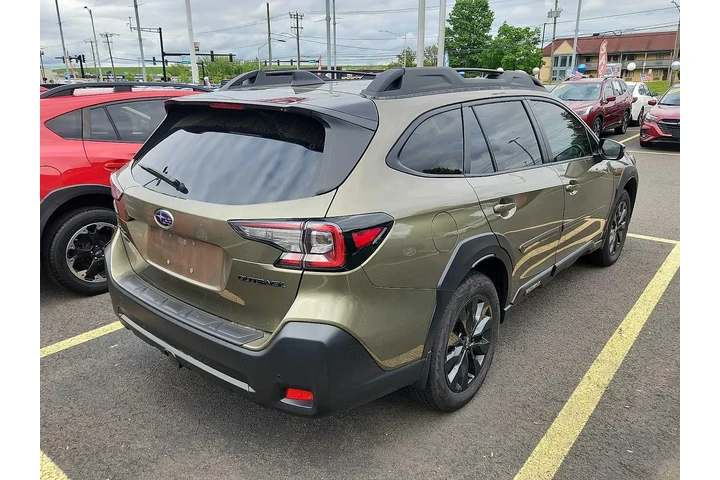 $29995 : Subaru Outback 2023 AWD Onyx image 6