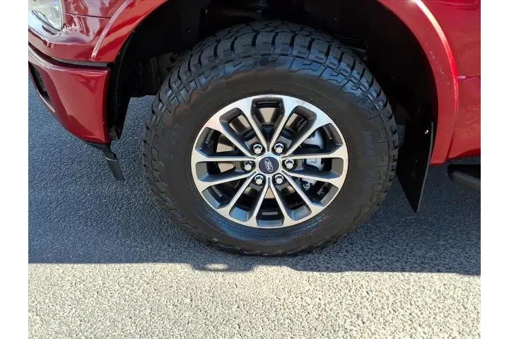 $22639 : Ford F-150 2018 4x4 XLT 4dr image 9