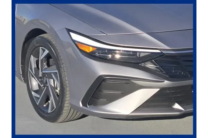 $19984 : Hyundai ELANTRA 2025 SEL Spo image 6