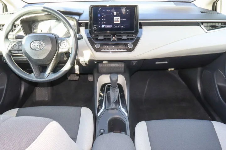 $20488 : 2025 Corolla LE CVT image 10