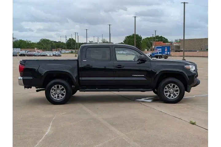 $26495 : Toyota Tacoma 2019 4x2 TRD O image 2