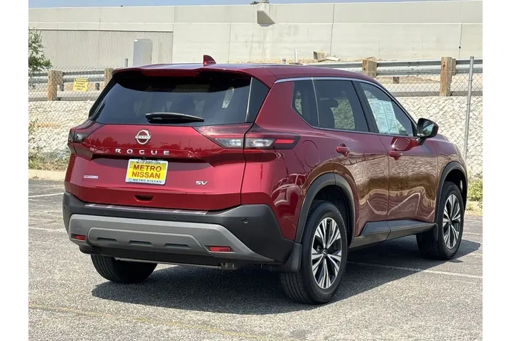 $19999 : Nissan Rogue 2023 SV 4dr Cro image 3