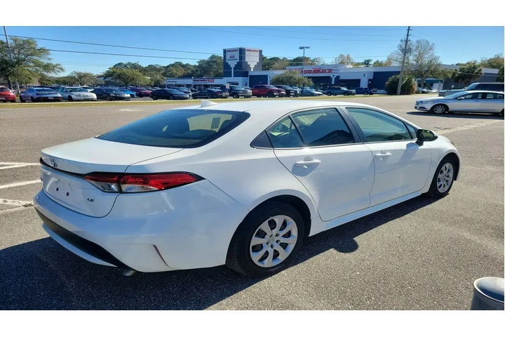 $19979 : Toyota Corolla 2022 LE 4dr S image 4