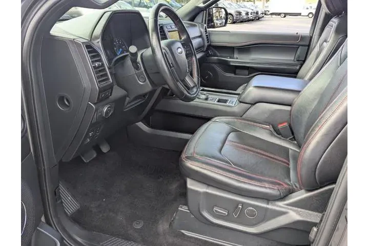 $24797 : Ford Expedition 2019 4x2 Lim image 8