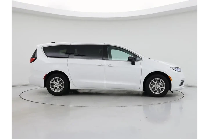 $29998 : Chrysler Pacifica 2024 Touri image 7